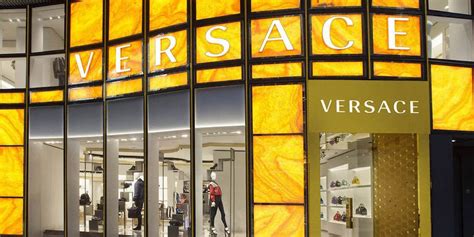 michael kors 收購 versace